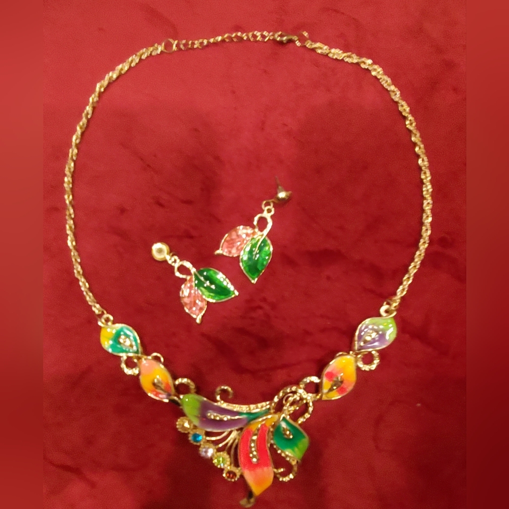 Crystal Necklace Set